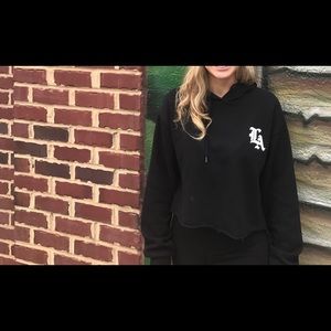 Cropped LA hoodie
